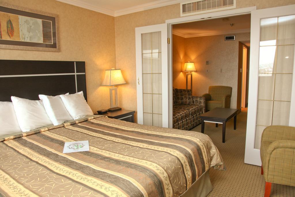 The George Dawson Inn & Conference Centre Dawson Creek Eksteriør billede